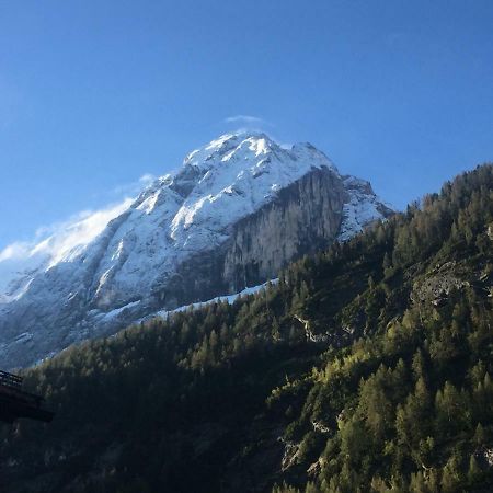 Ai Piedi Della Marmolada Lejlighed Canazei Eksteriør billede